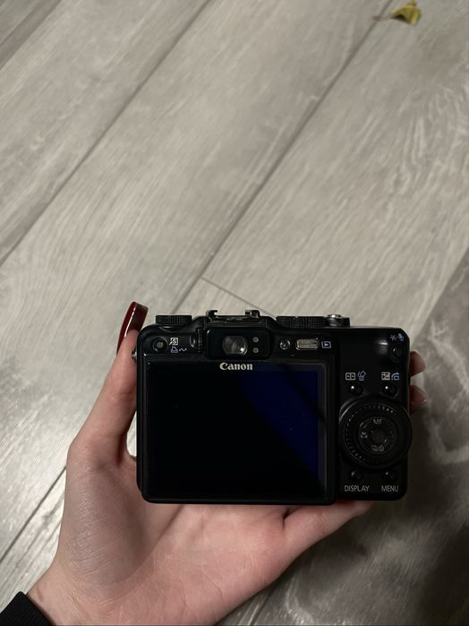 Продам цифровий фотоапарат Canon PowerShot G9