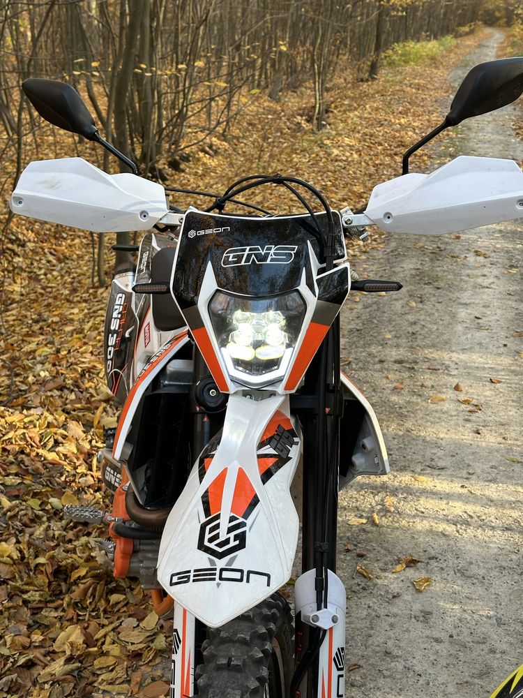 Продам Geon Dakar GNS 300