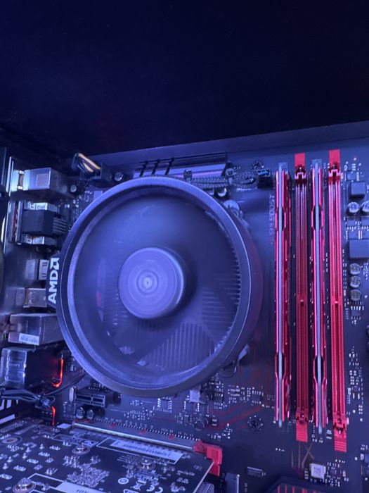 Processador Ryzen 5 1600 — 6 Cores / 12 Threads