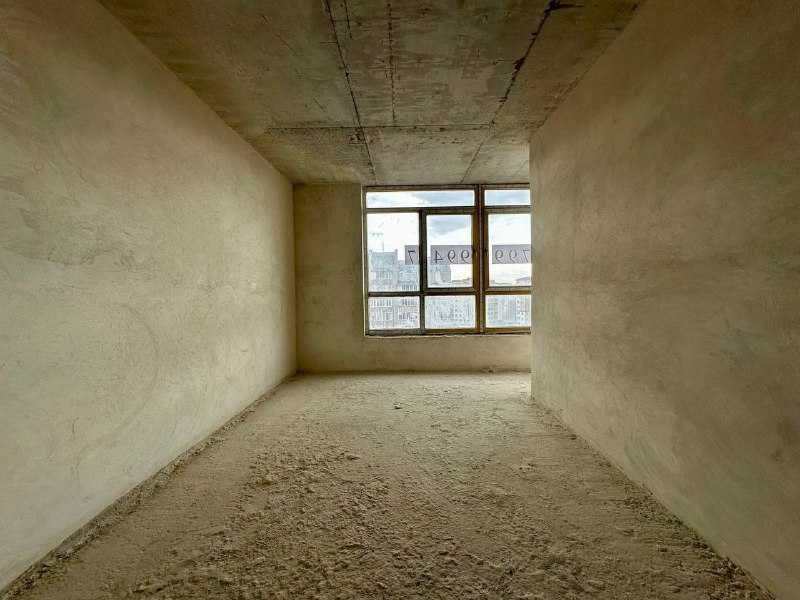 Велика 2 кім квартира, 5 хв до центру