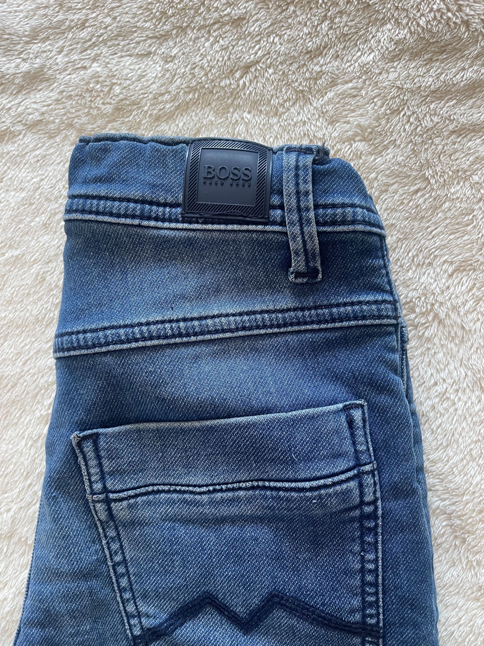 Calças de ganga Hugo Boss tamanho 10 anos