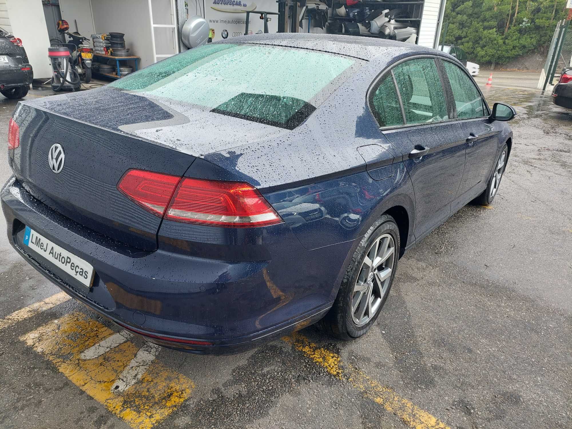 VW Passat B8 Sedan 1.6 TDI 120 cv 2015