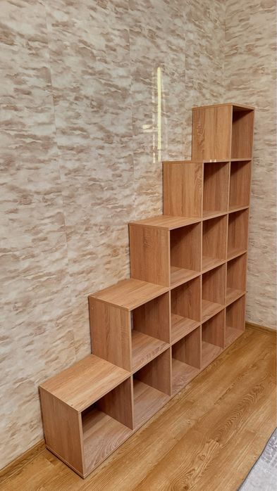 Стелаж для іграшок