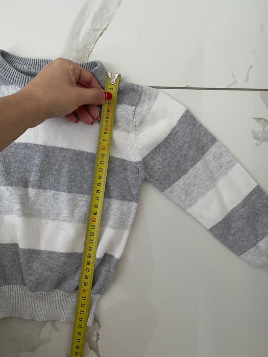 Sweter rozmiar 98 cm marki sinsay