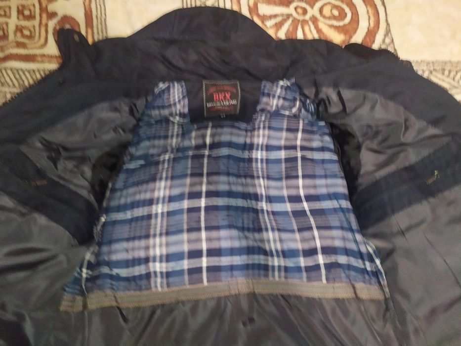 Продам новую мужскую зимнию куртку