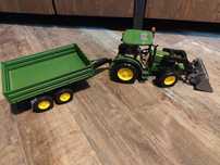 BRUDER traktor John Deere 5115M
