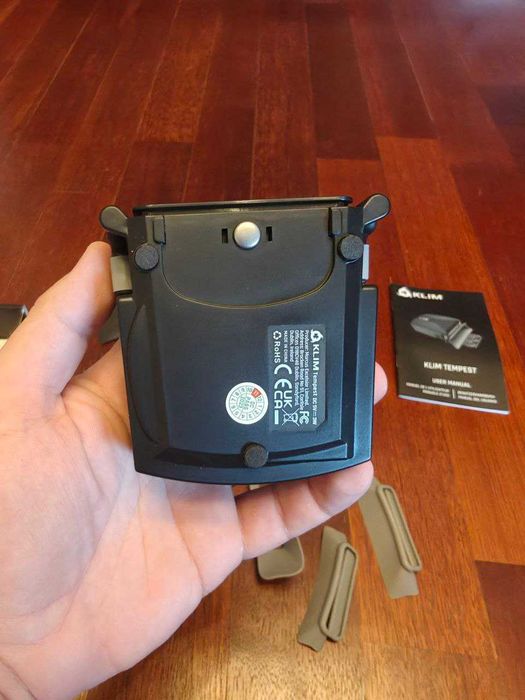 Охолоджувач для ноутбука KLIM Tempest Вакуумний кулер USB
