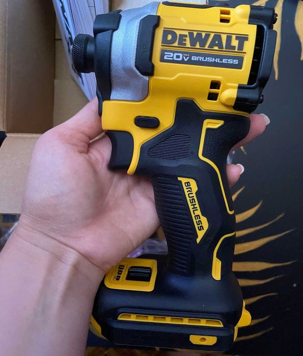 DEWALT DCF852 ATOMIC 18V — потужний акумуляторний імпактний шуруповерт