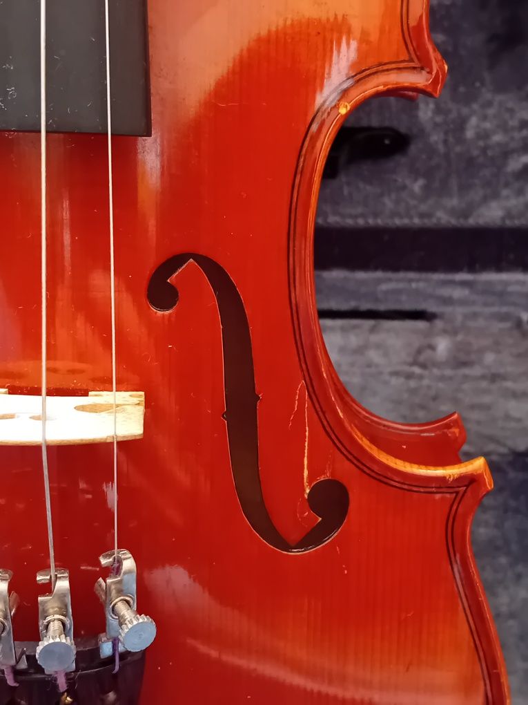 Violino Yamaha modelo V5 1/4