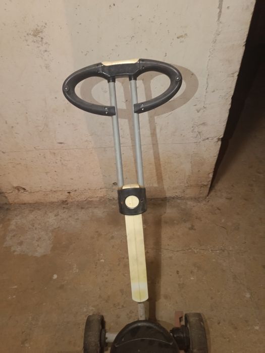 Rowerek 3 kołowy do czyszczenia.