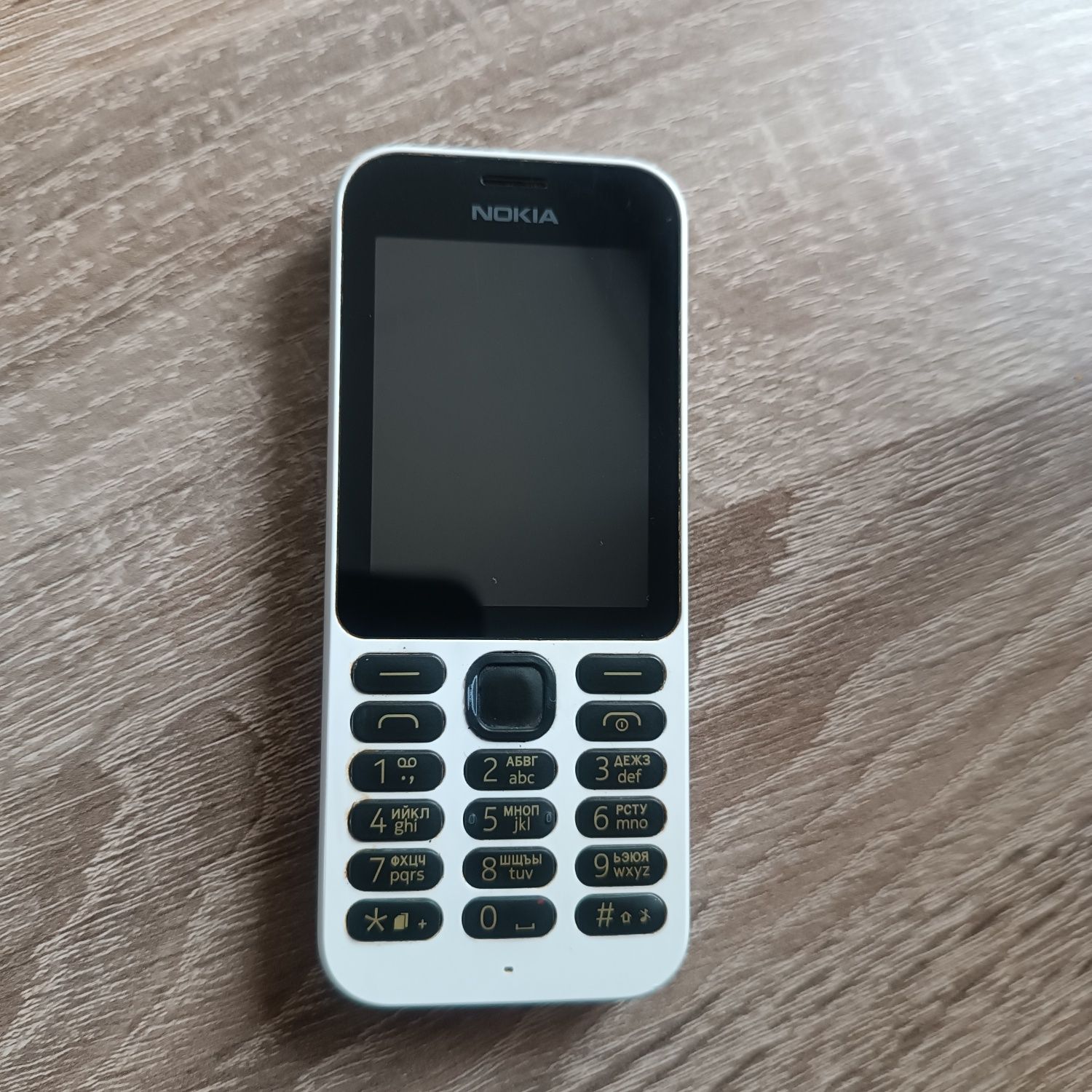 Nokia 215 на 2 карточки в отличном состоянии