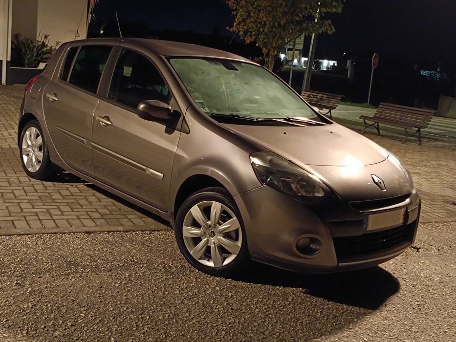 Renault Clio 1.5 Dci, 85Cv. Automático/Manual. Full Extras. Como Novo.