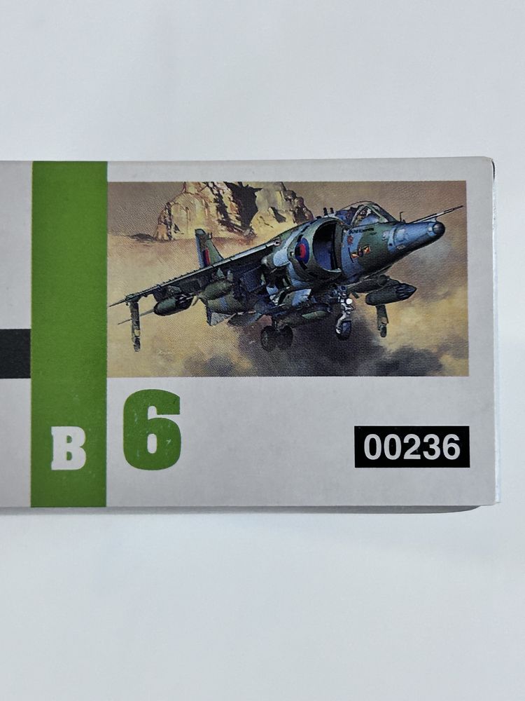 Samolot Harrier GR Mk.3 model do sklejania Hasegawa 00236