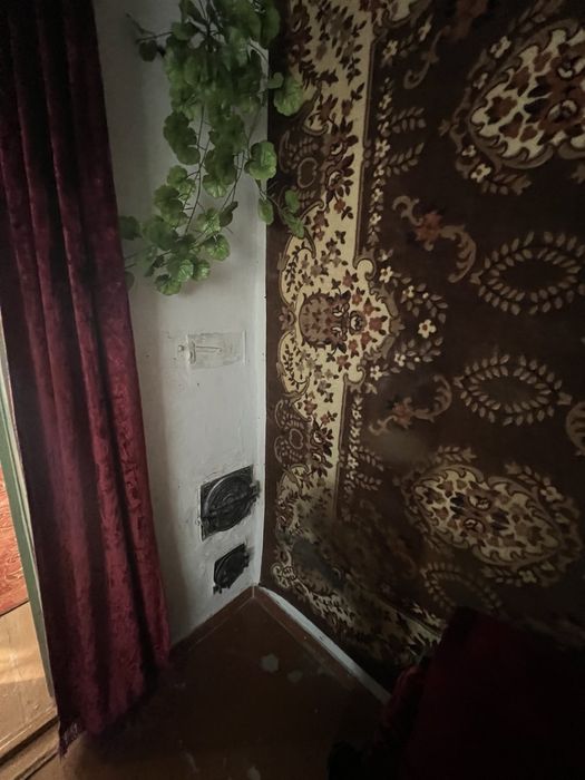 Будинок в селі Глибочиця