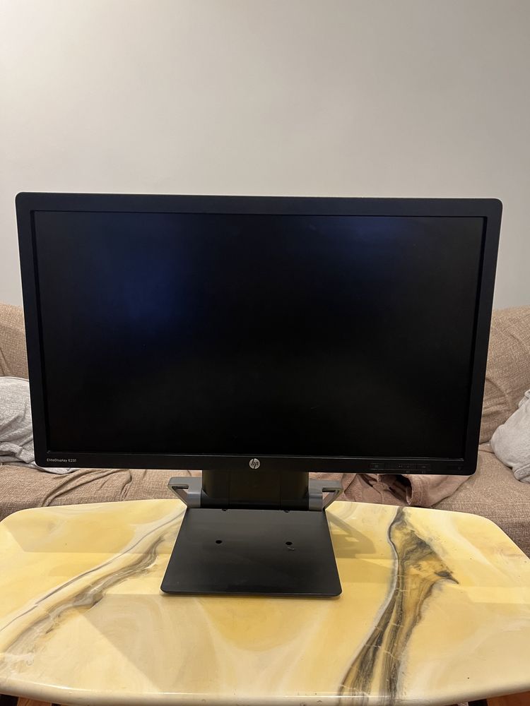 HP EliteDisplay 23” Monitor