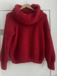 Czerwony sweter typu golf roz uniwersalny oversize