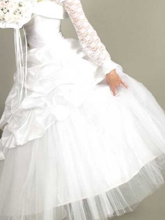 Свадебное платье открытое с кольцами (без блузки)