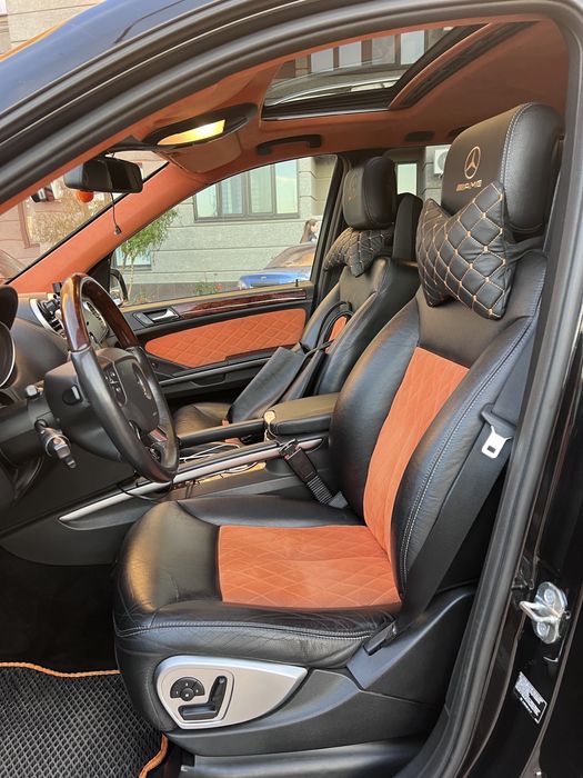 Mercedes-Benz GL 550