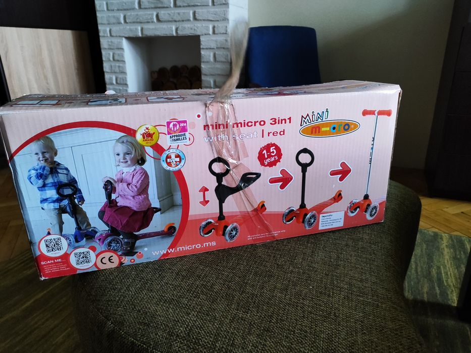 Продам самокат дитячий Mini micro 3 в 1. Ціна 900.