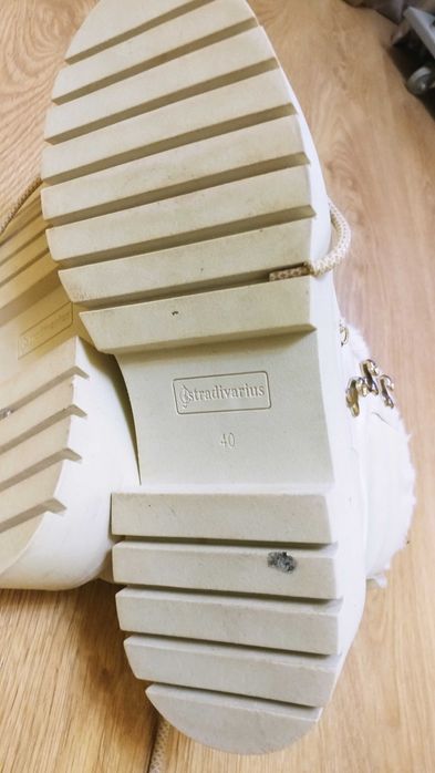 Ботинки женские зимние белые 40 размер