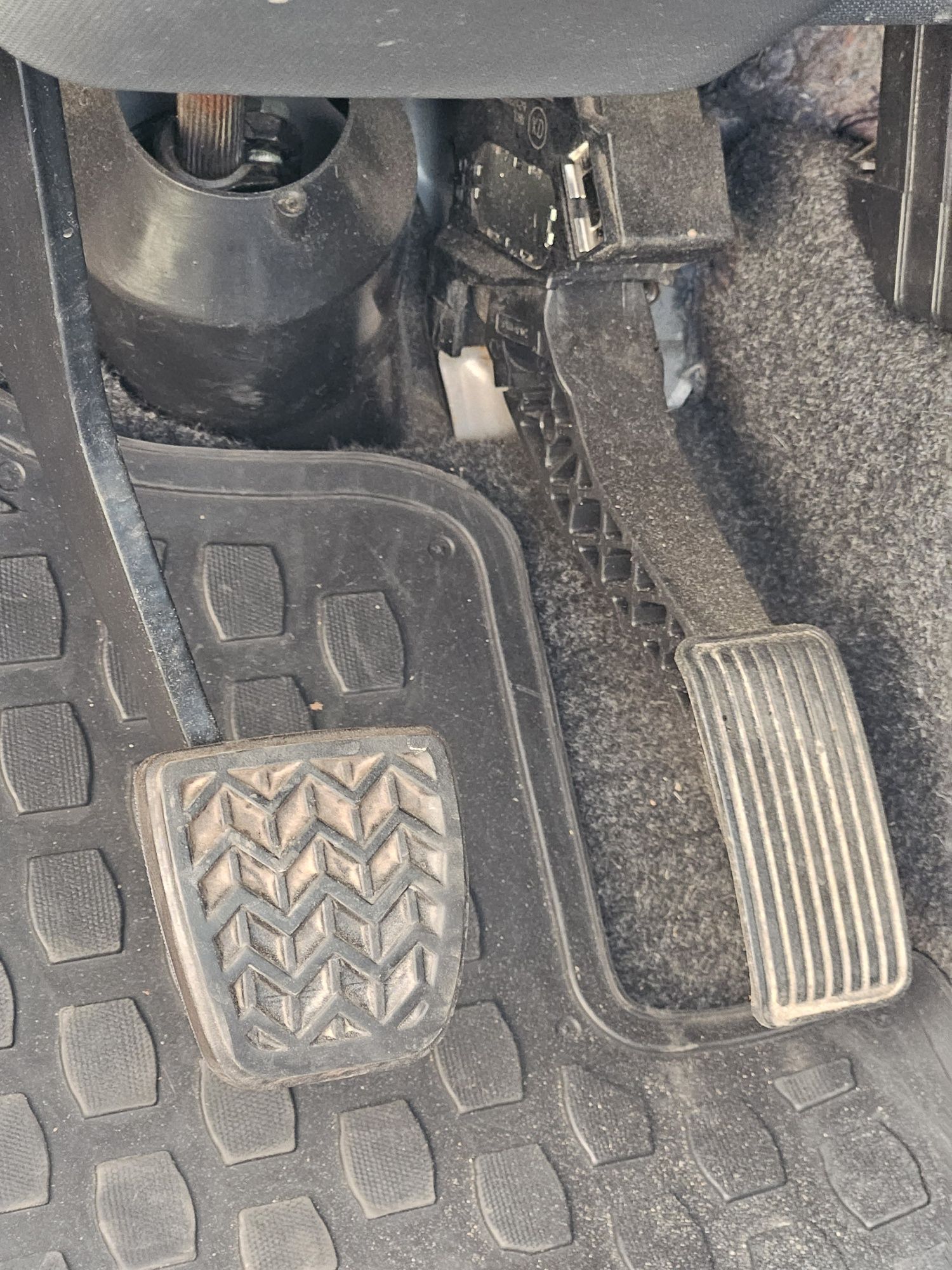 Продам Citroen C1