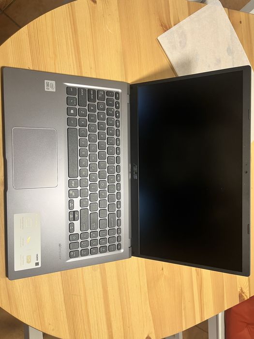 Asus X515FA-EJ179W | i3 | 8GB RAM | 256GB SSD | jak nowy