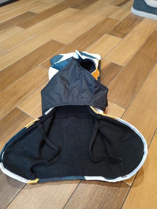 Ciepły, ładny płaszcz dla psa Rukka Stormy - rozmiar 35