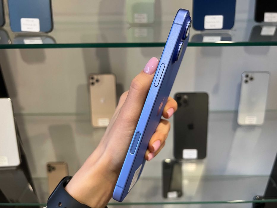 iPhone 16 Plus 128 gb Neverlock / від Магазину + Гарантія / Обмін