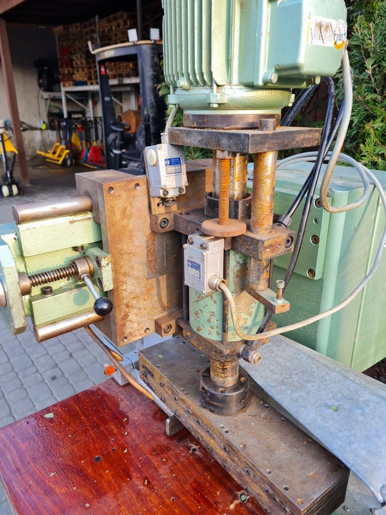 Wiertarka wieloczynosciowa  maszyna wielofunkcyjna do drewna czopiark