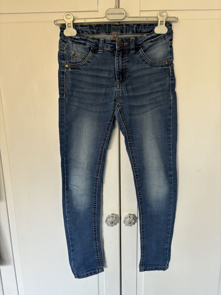 Kappahl spodnie jeansy jeans rurki skinny vintage przecierane 140