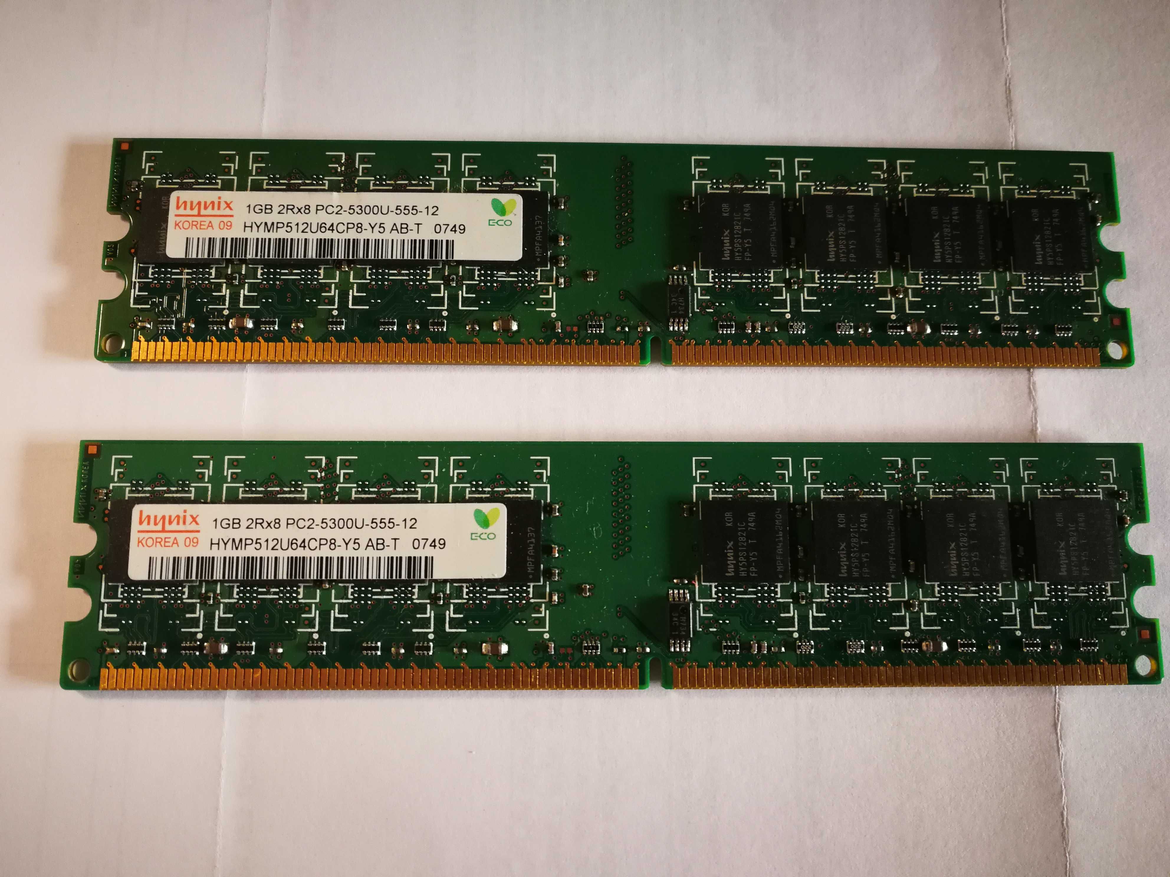 2 x Memoria RAM HYNIX 1GB 2Rx8 PC2-5300U 555 Mhz DDR2