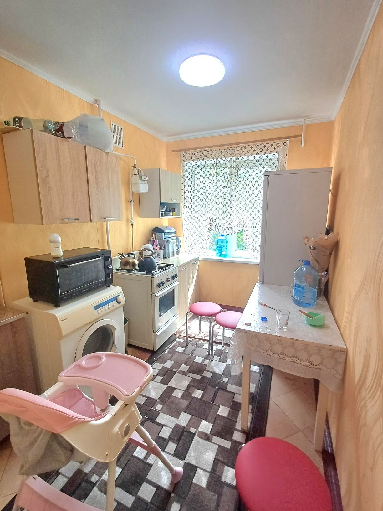 Продам 2-х комнатную квартиру на 5/9 Космонавтов / Баштанский  рынок