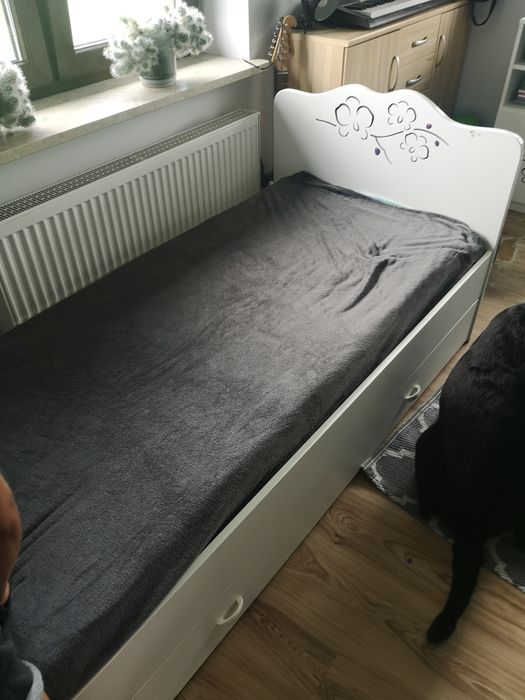 Łóżko + komoda gratis