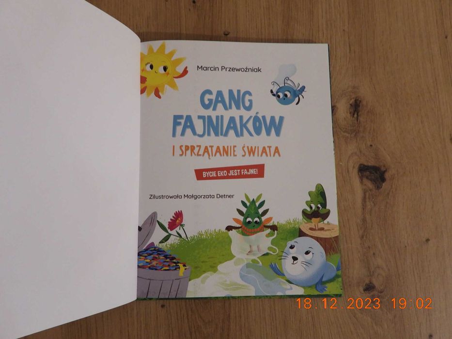 Gang fajniaków i sprzątanie świata. Marcin Przewoźniak NOWA