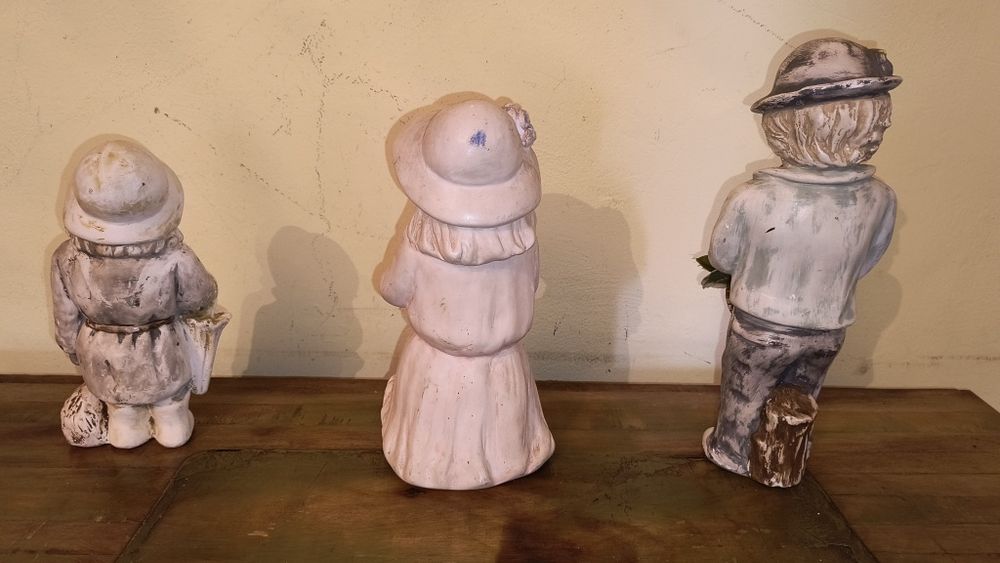 Figurki Alice sygnowane