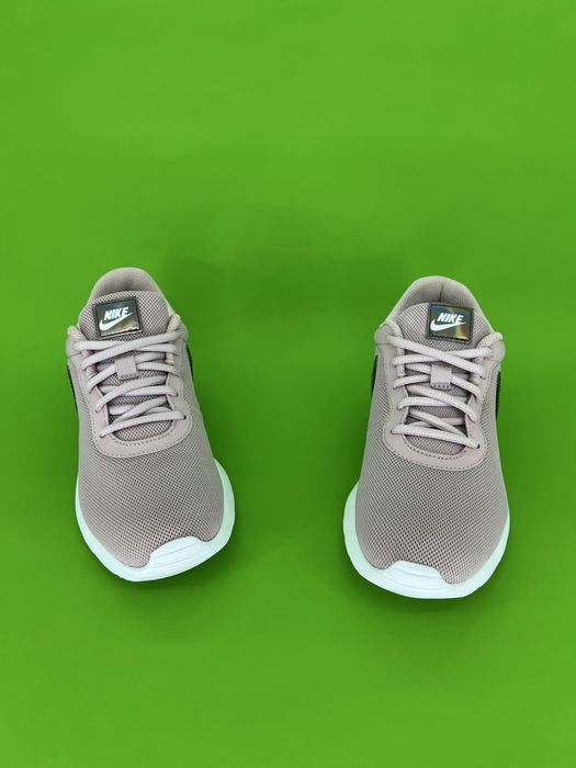жіночі кросівки 39р.25см. Nike Tanjun