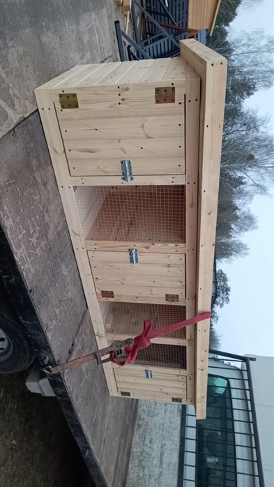 Oferuje wspanialej jakosci klatke dla krolikow