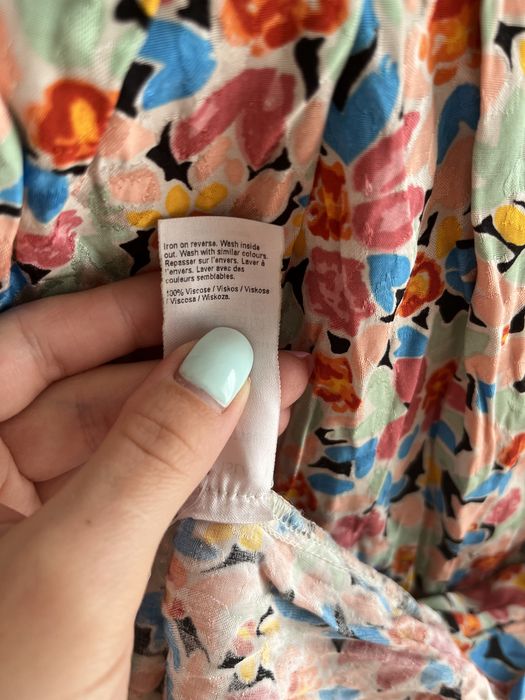 Bluzka w kwiaty River Island 100% wiskoza