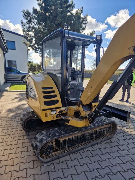 Caterpillar 302.5C  Koparka Cat 302.5C