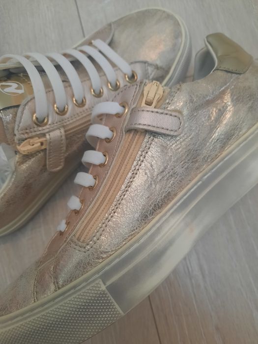 Слипоны, мокасины, кроссовки, натуральная кожа .Новые.