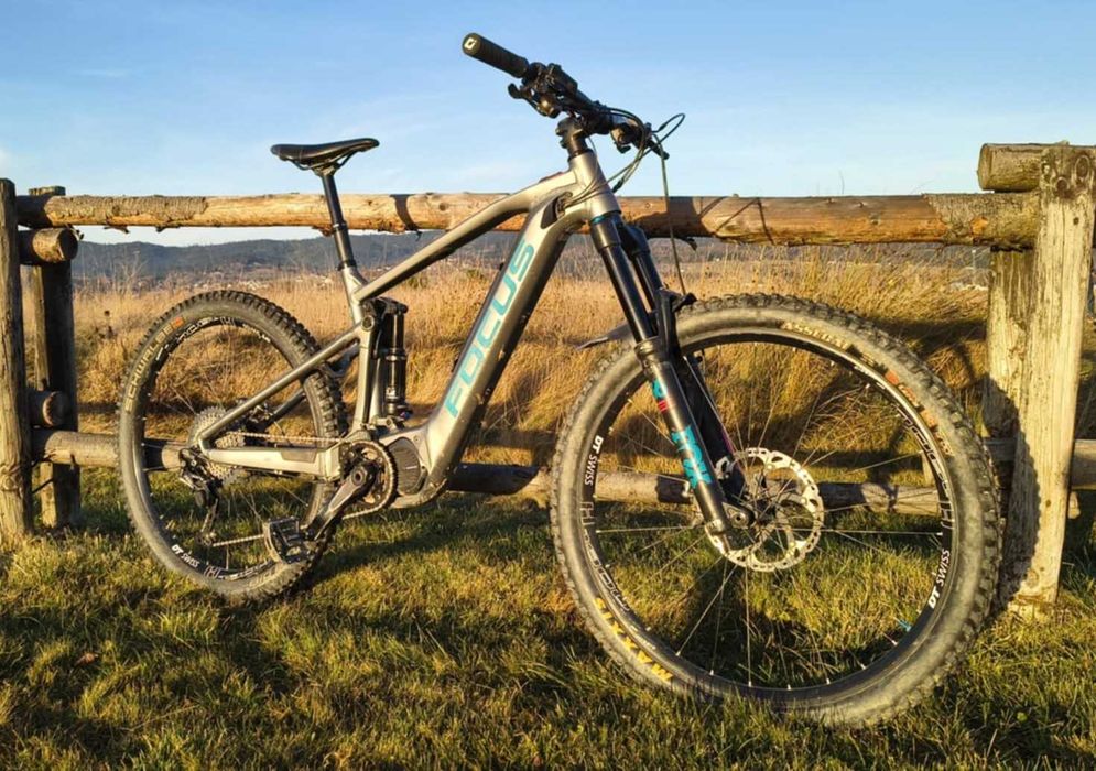 Rower elektryczny e-bike Focus Sam roz. M 170mm, nowy silnik, 2baterie