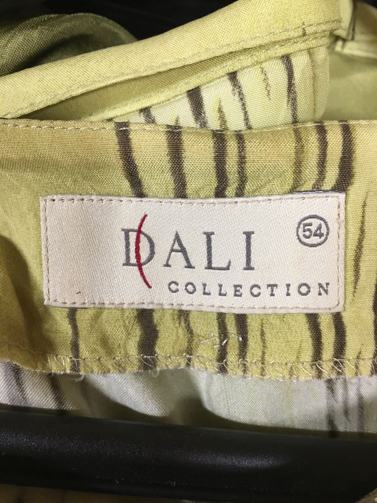 Conjunto (DALI blusa+saia) senhora, de verão, tam. 54, tons verdes