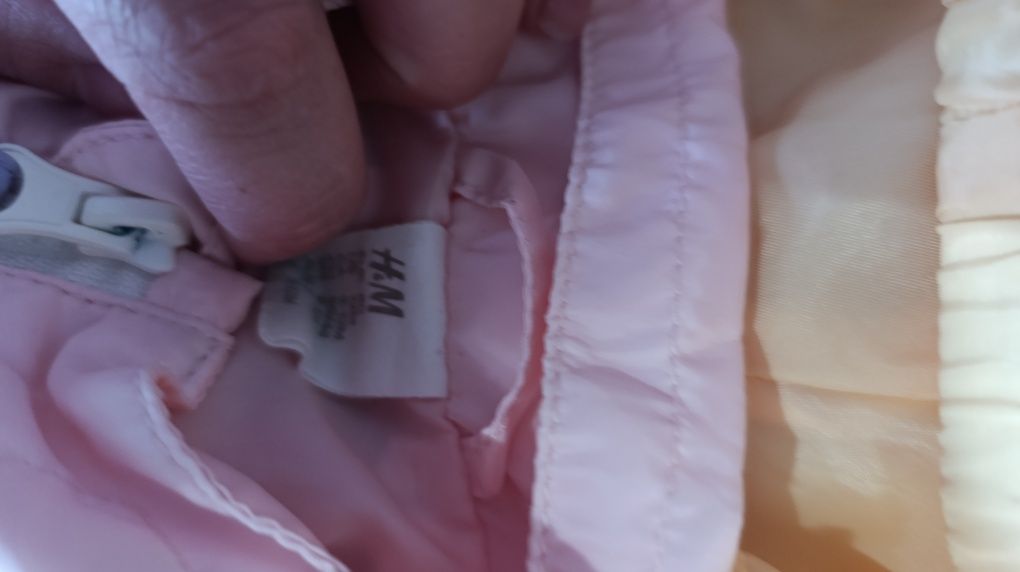 Вітровка h& m  оригінал на дівчинку