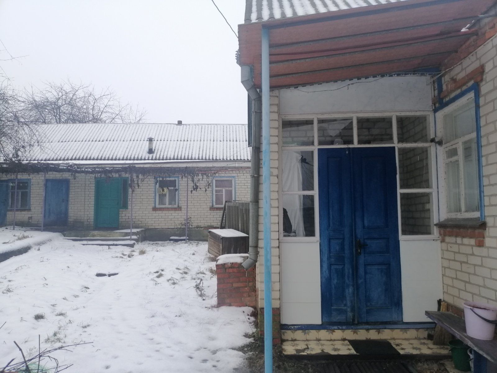 Продам будинок на чотири кімнати