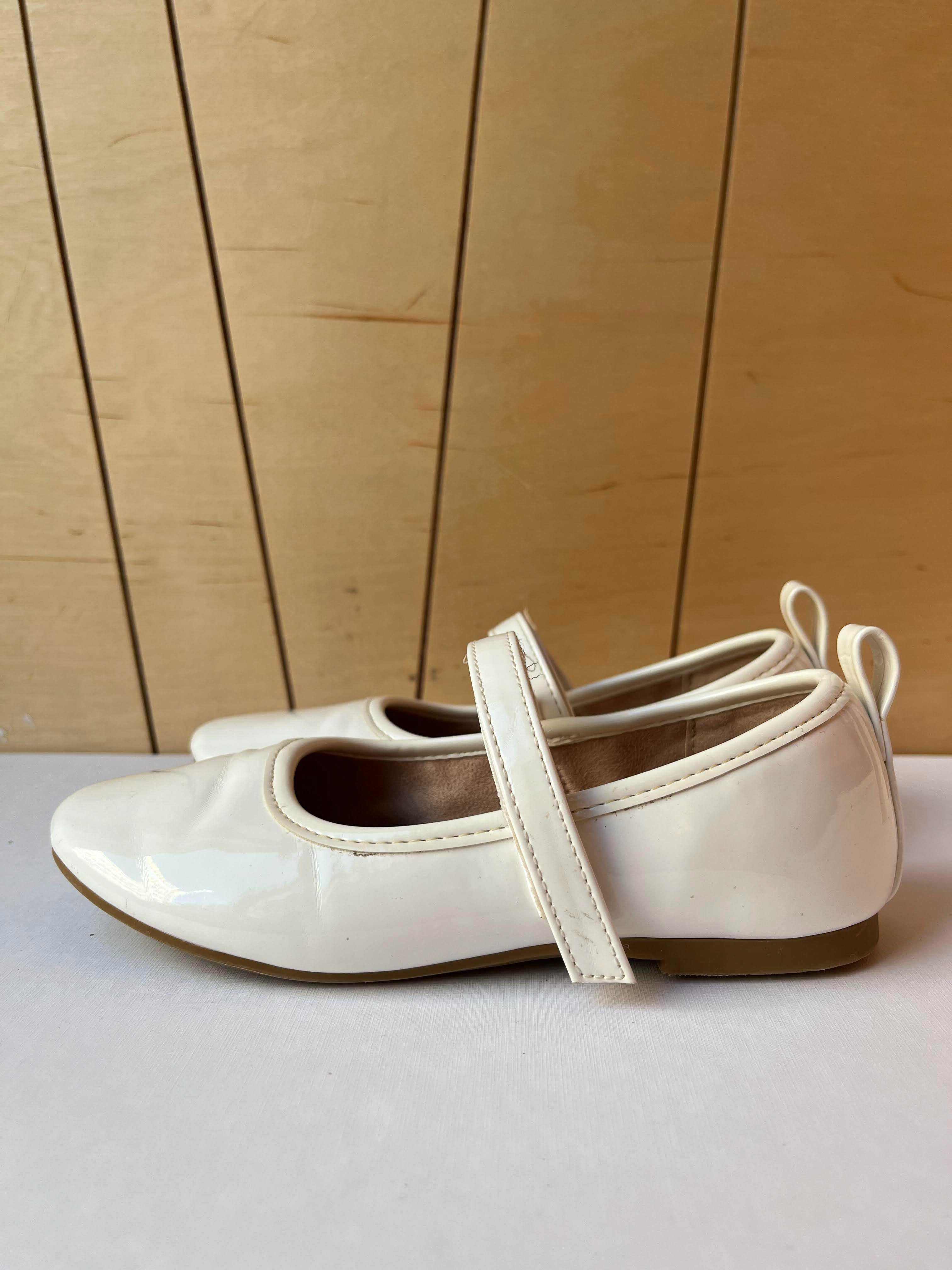 Balerinki dziewczęce, buty na komunię, buciki do sukienki