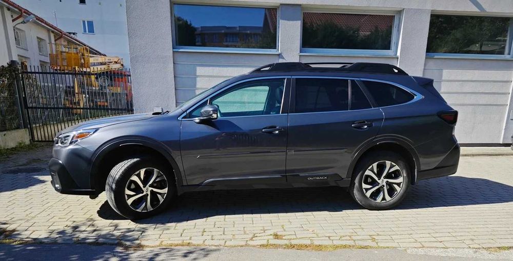 Subaru Outback 2020 року