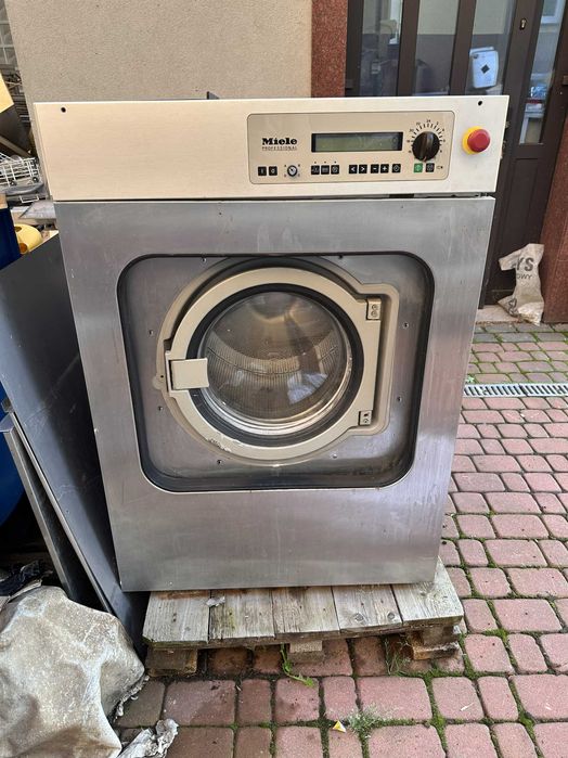 miele pralka duza uszkodzone drzwi