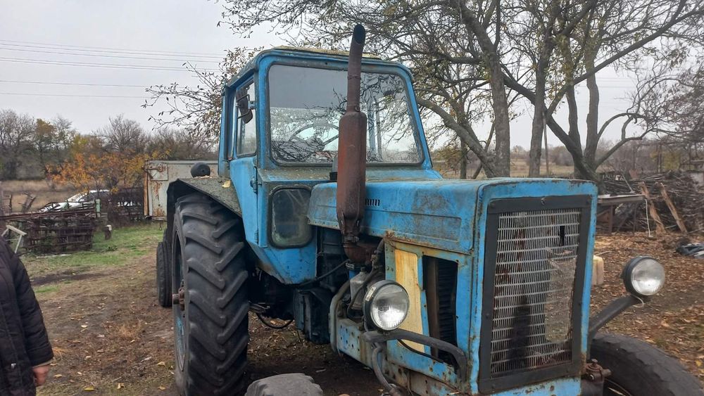 Продам мтз 80 без бомаг   на ходу