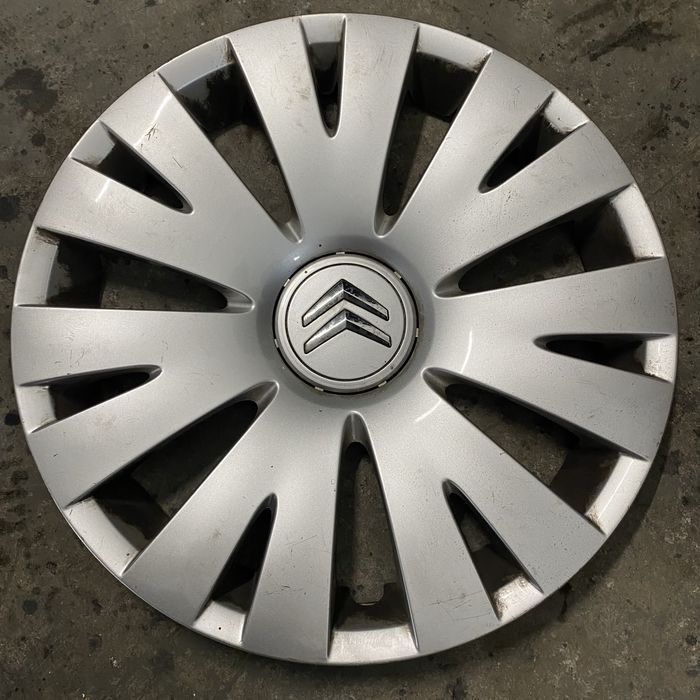 Продаю ковпаки на металеві диски R15(Citroen)3шт