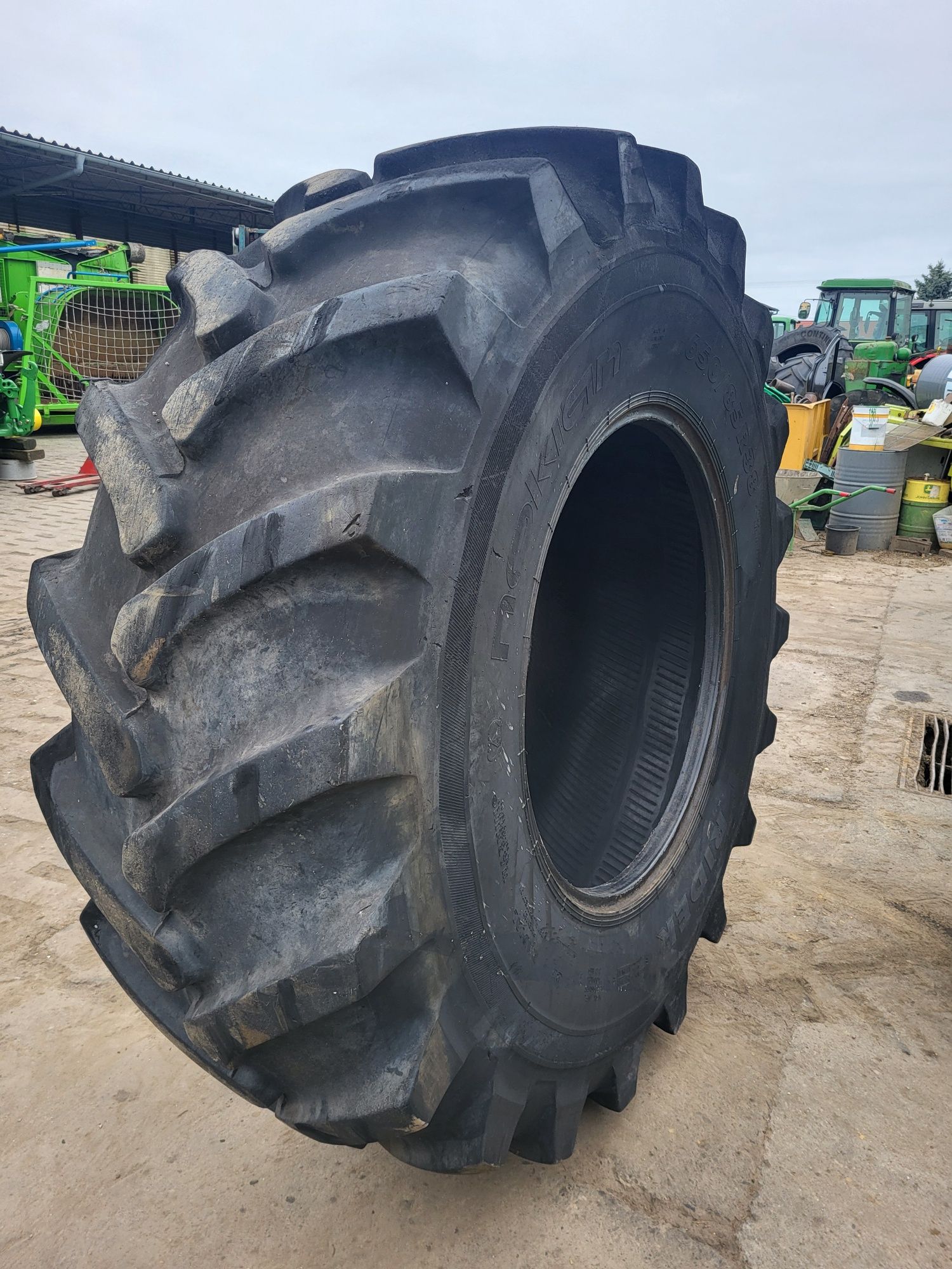 Opony leśne NOKIAN 650/85r38  600/65-34